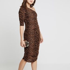 One shoulder Guess leopard print dress
